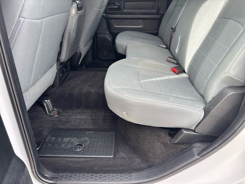 Used 2018 RAM 1500 Express w/ Express Value Package image 25