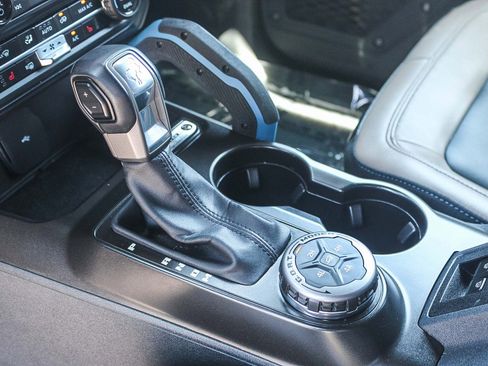 Used 2023 Ford Bronco Wildtrak image 20