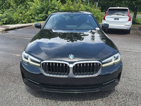 Used 2022 BMW 530i w/ Executive Package RWD image 2