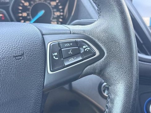 Used 2019 Ford Escape SEL FWD image 21