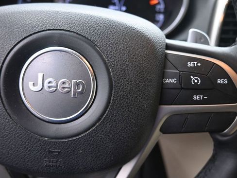 Used 2016 Jeep Grand Cherokee Limited RWD image 14