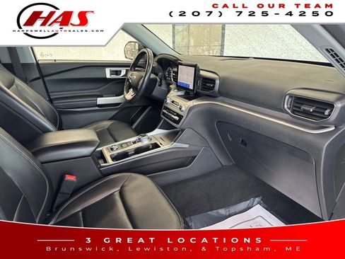 Used 2021 Ford Explorer XLT w/ Equipment Group 202A image 14