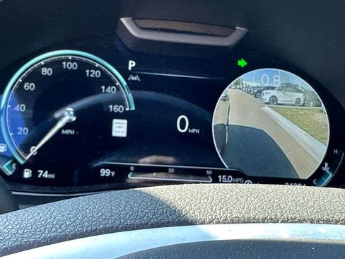 Used 2024 Genesis GV70 2.5T w/ Sport Prestige Package image 35