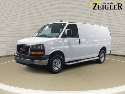 Used 2024 GMC Savana 2500 w/ Driver Convenience Package image 1