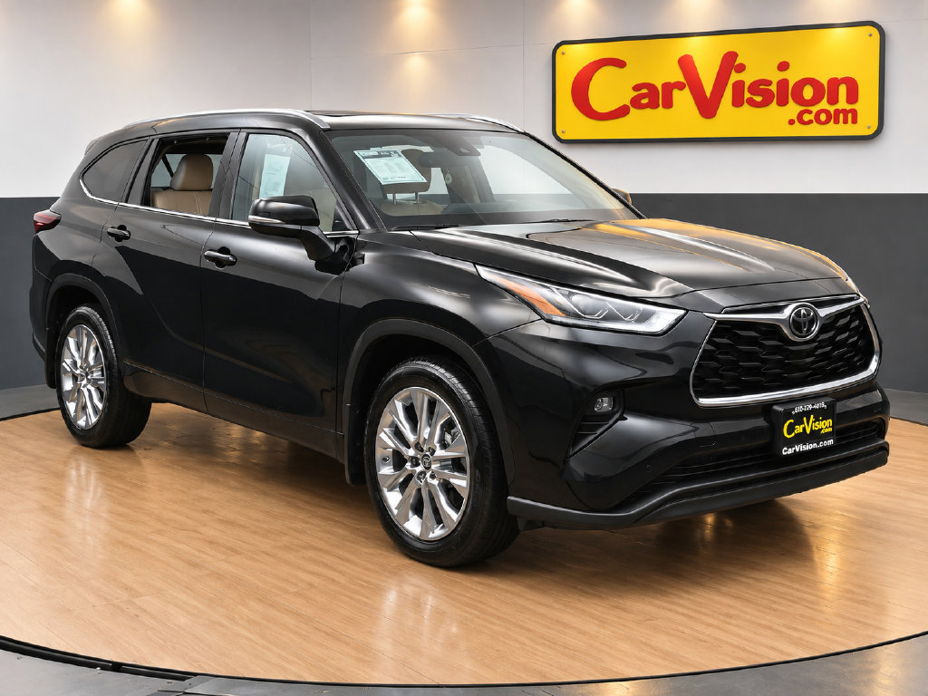 Used 2024 Toyota Highlander Limited AWD/4WD image 1