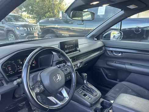 Used 2025 Honda CR-V Sport image 5