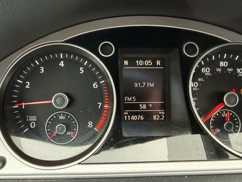 Used 2014 Volkswagen CC Sport image 9