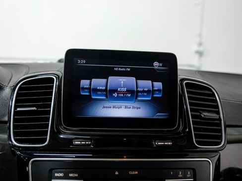 Used 2018 Mercedes-Benz GLE 43 AMG 4MATIC image 33