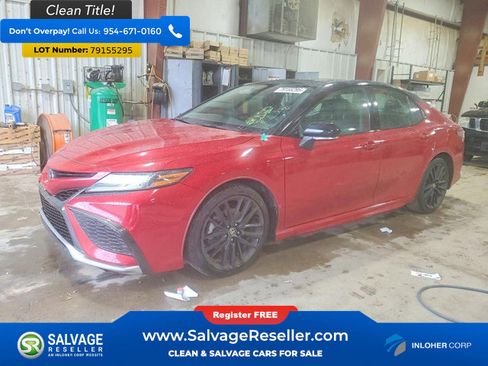 Used 2022 Toyota Camry XSE image 1