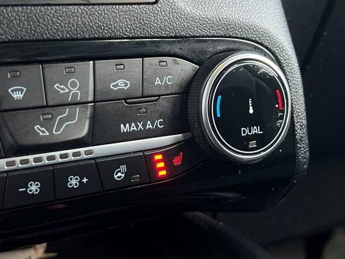 Used 2022 Ford Escape SEL w/ SEL Stealth AWD Package image 25