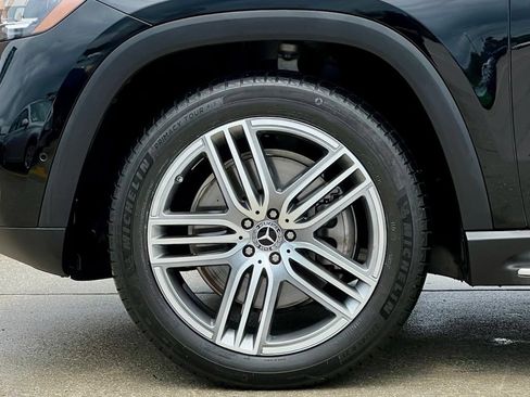 Certified 2026 Mercedes-Benz GLS 450 4MATIC image 15