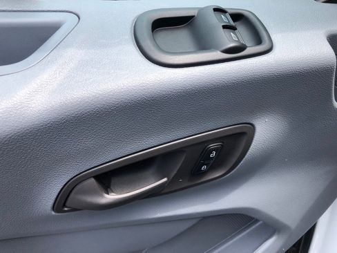 Used 2019 Ford Transit 150 XLT RWD image 18