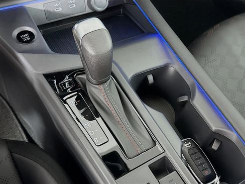 New 2026 Nissan Sentra SR FWD image 18