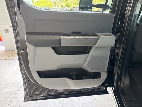 Used 2023 Ford F250 XLT image 18