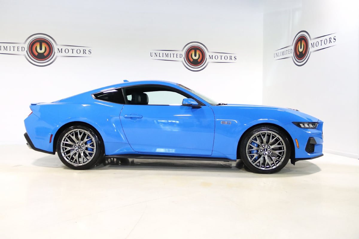 Used 2024 Ford Mustang GT Premium RWD image 35