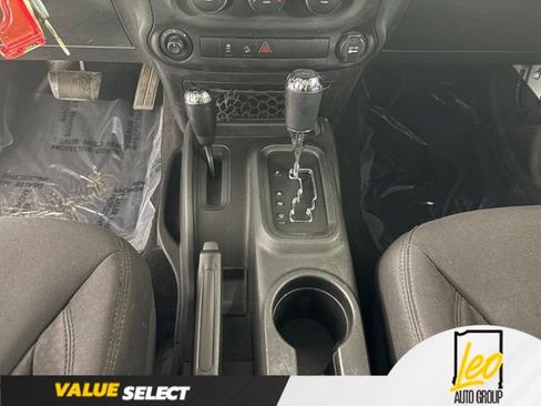Used 2013 Jeep Wrangler Sport AWD/4WD image 15
