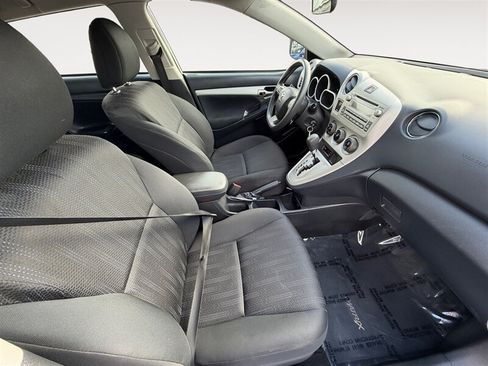 Used 2012 Toyota Matrix L FWD image 16