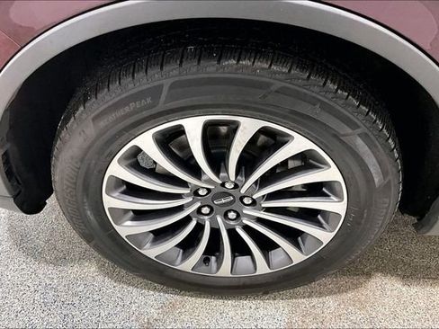 Used 2020 Lincoln Aviator Reserve w/ Equipment Group 201A image 35