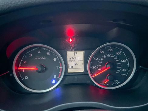 Used 2014 Subaru Crosstrek 2.0i Premium image 14