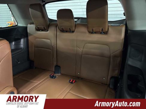 Used 2022 Nissan Pathfinder Platinum w/ Cargo Package image 30