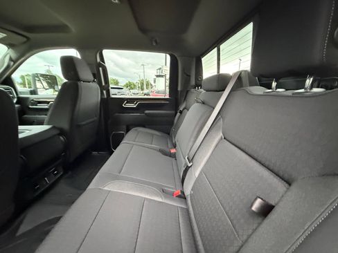 New 2026 GMC Sierra 2500 SLE w/ SLE Value Package; AWD/4WD image 5