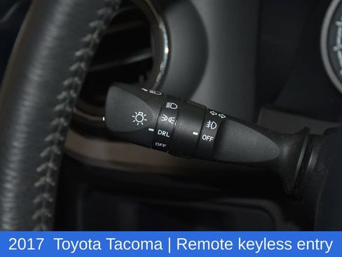 Used 2017 Toyota Tacoma TRD Off-Road w/ Tow Package (A/T) AWD/4WD image 9