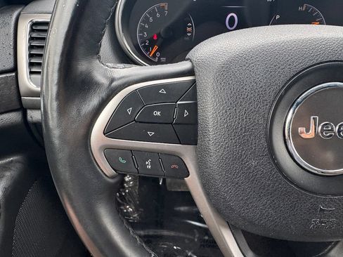 Used 2018 Jeep Grand Cherokee Altitude AWD/4WD image 27
