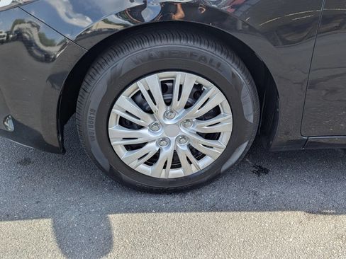 Used 2018 Kia Forte LX FWD image 24