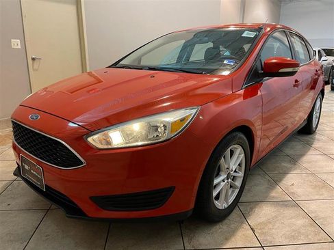 Used 2015 Ford Focus SE image 69