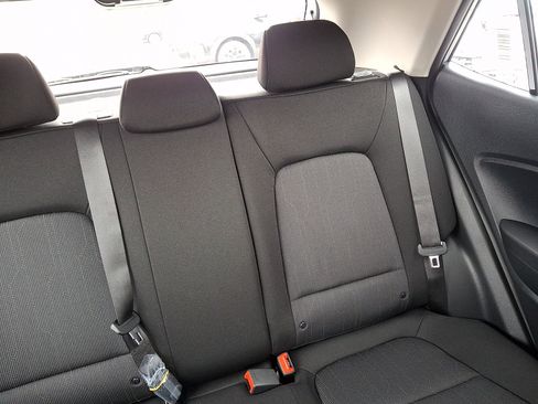 New 2026 Hyundai Venue SE image 14