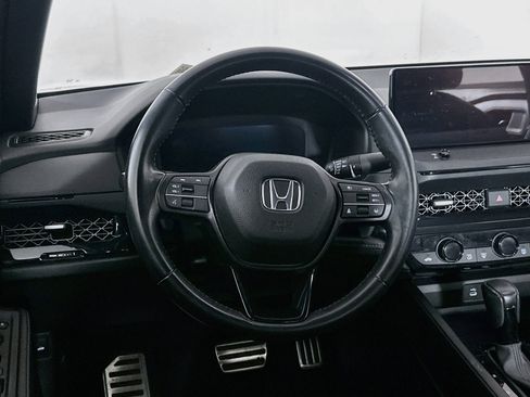 Used 2024 Honda Accord Sport image 17