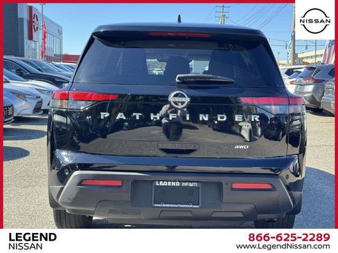 Certified 2023 Nissan Pathfinder S image 6