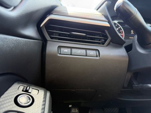 Used 2024 Nissan Altima 2.5 SV image 22