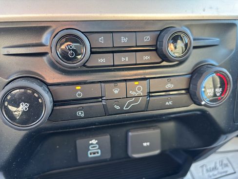 Used 2024 Ford F350 XLT image 34