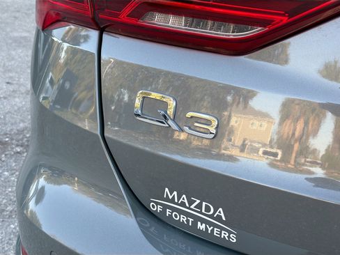 Used 2021 Audi Q3 2.0T Premium w/ Convenience Package image 11