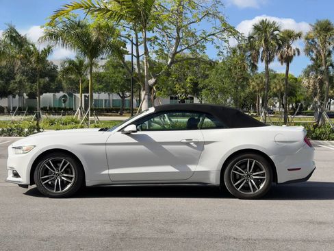 Used 2016 Ford Mustang Premium RWD image 7
