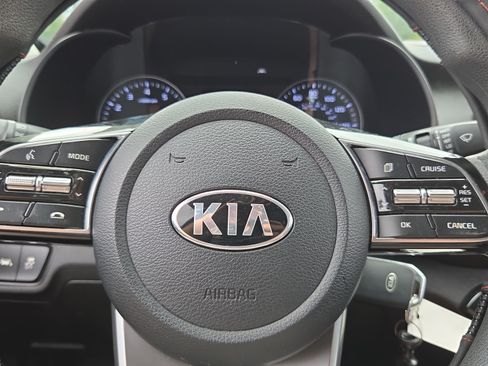 Used 2019 Kia Forte LXS FWD image 27
