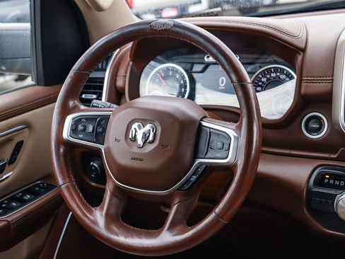 Used 2019 RAM 1500 Laramie RWD image 15