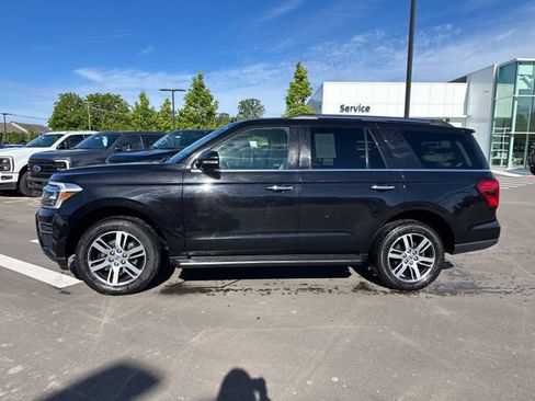 Certified 2024 Ford Expedition Limited AWD/4WD image 2