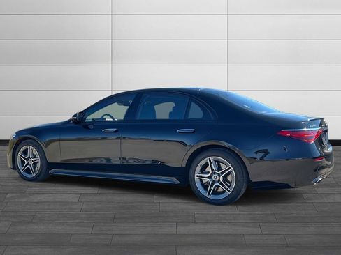 Used 2023 Mercedes-Benz S 580 4MATIC Sedan image 4