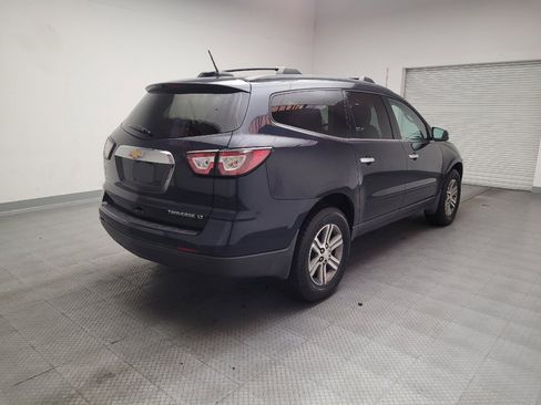 Used 2016 Chevrolet Traverse LT FWD image 9