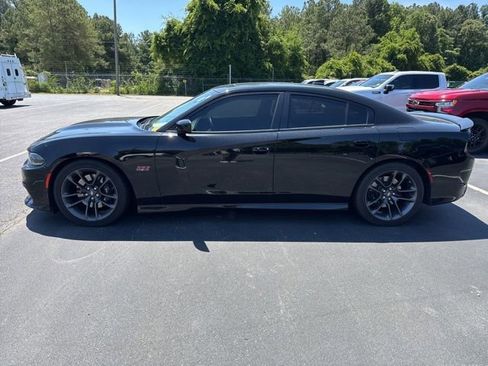 Used 2023 Dodge Charger Scat Pack w/ Plus Group RWD image 2