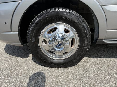 Used 2020 Ford Transit 150 Low Roof AWD image 26