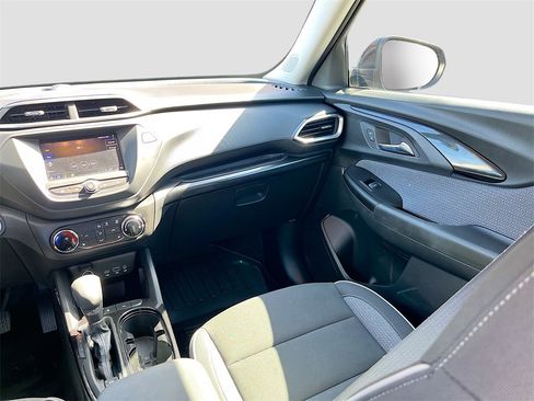 Used 2023 Chevrolet TrailBlazer LT image 21