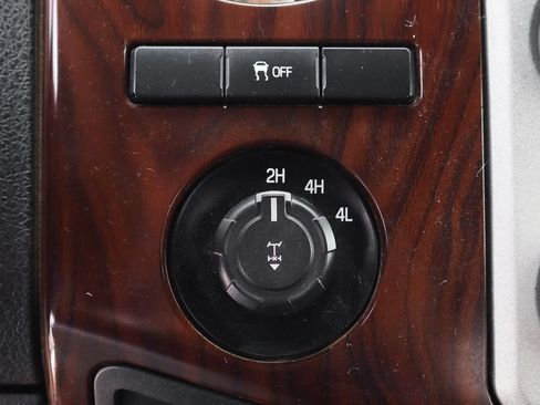 Used 2016 Ford F250 Lariat w/ Lariat Ultimate Package AWD/4WD image 40