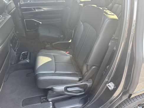 New 2026 Jeep Grand Wagoneer Limited AWD/4WD image 24