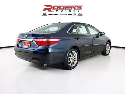 Used 2015 Toyota Camry XLE image 7
