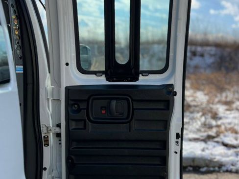 Used 2020 Chevrolet Express 2500 w/ Driver Convenience Package image 34