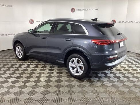 New 2025 Audi Q5 Premium image 6