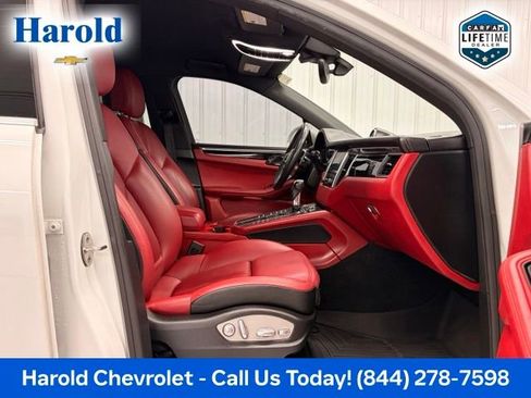 Used 2017 Porsche Macan S AWD/4WD image 11